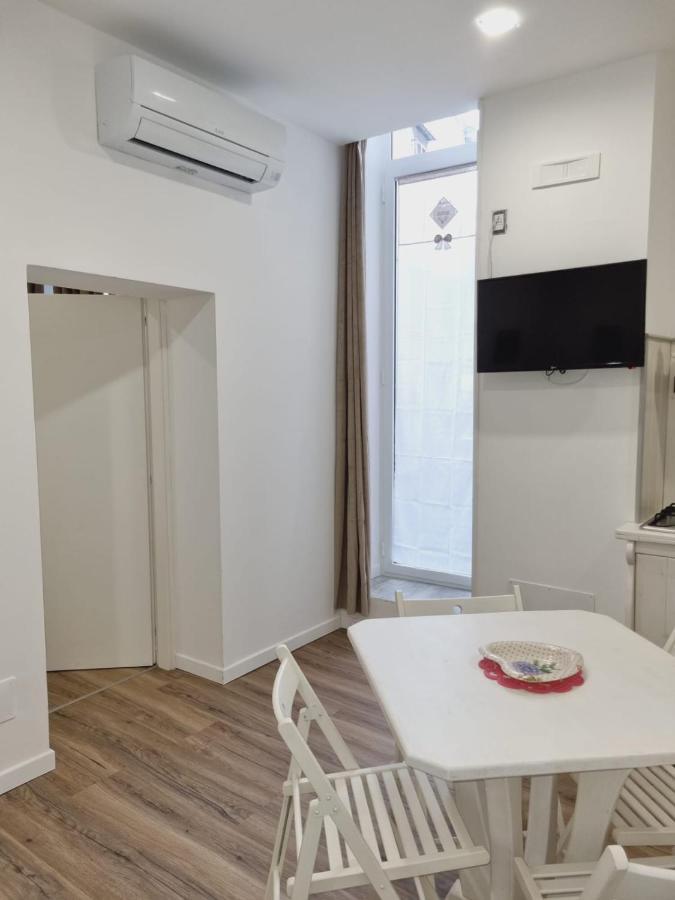Il Centro Guest House Napoli Exterior foto